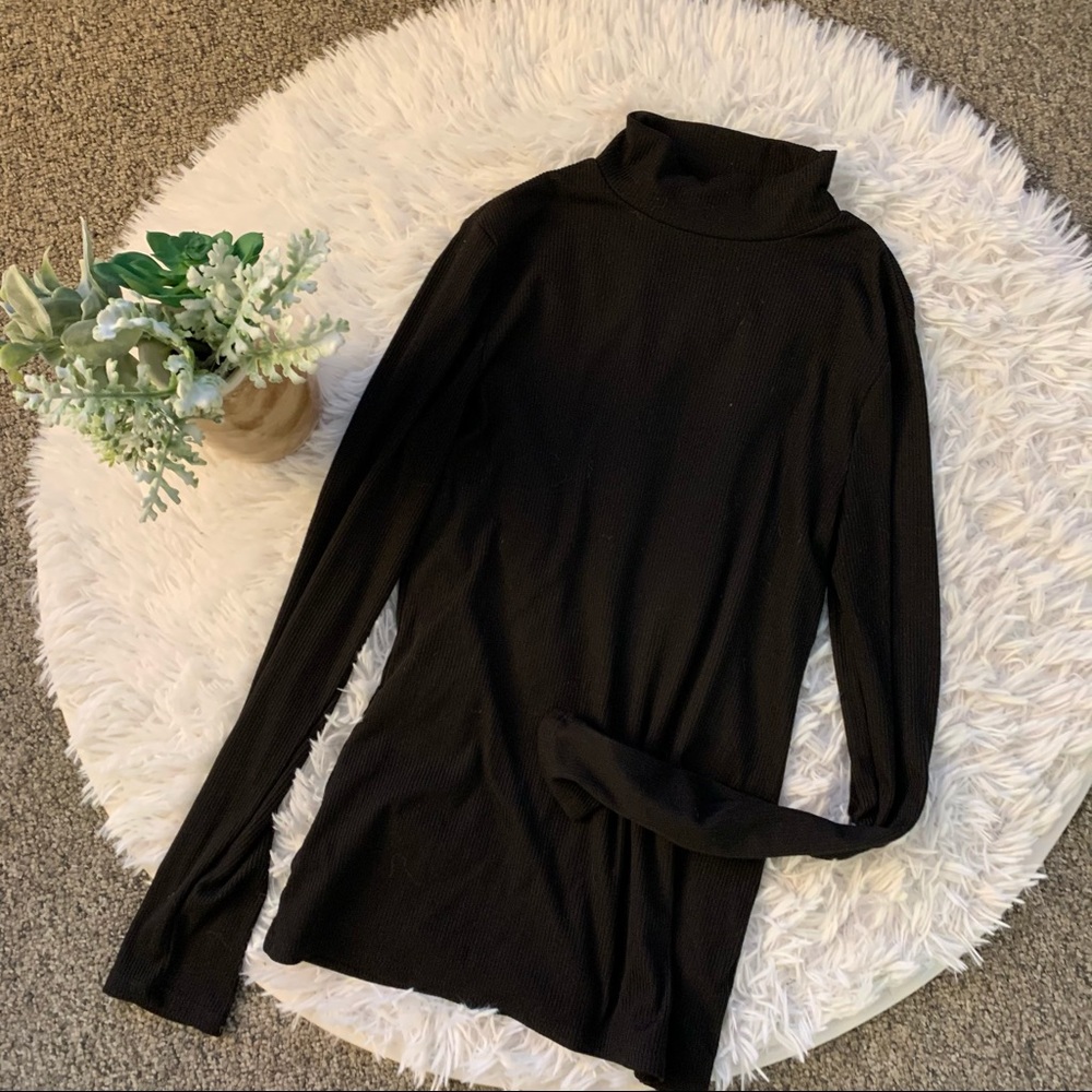 Turtleneck tight top